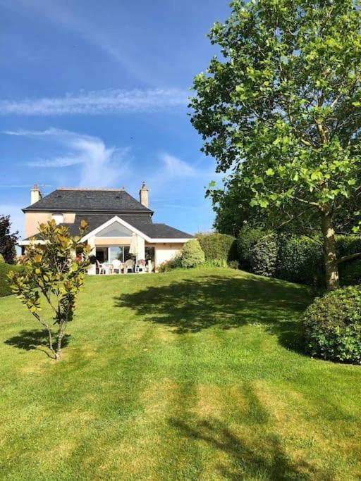 Maison Lumineuse Avec Un Jardin Henvic Zewnętrze zdjęcie